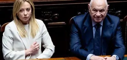 Il governo cambia la giustizia minorile, rafforzata l&rsquo;imputabilit&agrave; per gli under 18. Meloni: &ldquo;Chi sbaglia deve risponderne&rdquo;. Le opposizioni: &ldquo;Meccanismo perverso