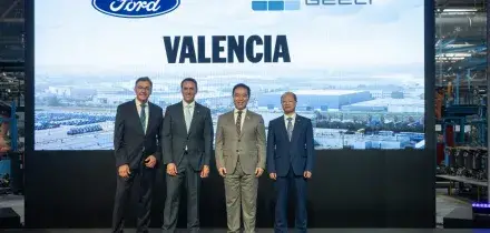 Ford cede il 34% dello stabilimento di Valencia a Geely. Al via la partnership