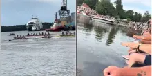 Tutte le barche in acqua, le rose in mare, il grido del &ldquo;Ro!&rdquo;: in Norvegia il commovente addio al campione di canottaggio Olaf Tufte