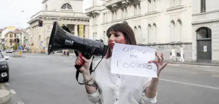 Caso Roggero, a Milano indetto corteo nazionale. Ma si presenta solo l&rsquo;organizzatrice