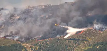Incendi in Francia e Spagna, oltre 220 persone evacuate nelle regioni colpite e decine di vigili del fuoco feriti