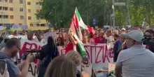 &ldquo;Giustizia per Fakir, lotteremo finch&eacute; non verr&agrave; fatta piena luce&rdquo;: il corteo al Pilastro a Bologna a una settimana dalla morte