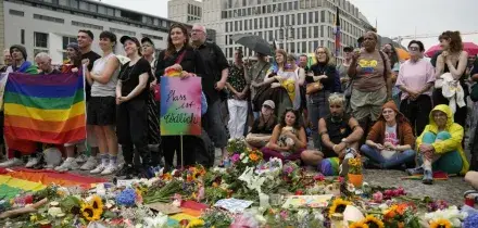 Attentato al Pride di Berlino, la vittima &egrave; una donna polacca di 65 anni. Migliorano le condizioni degli altri feriti, nessuno in pericolo di vita
