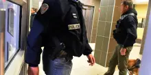 I cadaveri di 5 neonati scoperti in casa di una coppia a Marsiglia: erano avvolti in sacchetti di plastica e chiusi in scatole di cartone