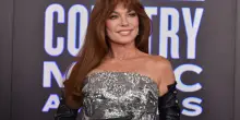 &ldquo;I miei genitori sono morti in un incidente d&rsquo;auto, ho divorziato, ho subito un intervento alle corde vocali per la malattia di Lyme. Le mie sfide sono state devastanti. La paura? Mi d&agrave; la carica&rdquo;: cos&igrave; Shania Twain