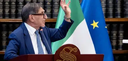 La Russa: &ldquo;Gara a chi &egrave; pi&ugrave; a destra con Vannacci? La vinco a mani basse&rdquo;