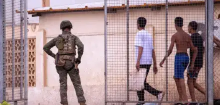 Gli affari di Meloni col Marocco, l&rsquo;Italia &egrave; il primo Paese Ue a vendere armi a Rabat: &ldquo;E il problema &egrave; Schengen?&rdquo;