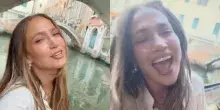 &ldquo;Dovevo farlo&rdquo;: Jennifer Lopez in gondola a Venezia omaggia &ldquo;Like a Virgin&rdquo; di Madonna, il video su Tik Tok &egrave; virale