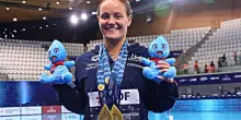 Europei di nuoto, Chiara Pellacani &egrave; gi&agrave; la regina di Parigi: 2 ori in 2 ore. &Egrave; la seconda tuffatrice europea di sempre. &ldquo;Cagnotto? Provo a scrivere la mia storia&rdquo;