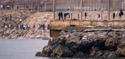 &ldquo;Appello sui social per un nuovo tentativo di ingresso di massa a Ceuta il 15 agosto&rdquo;. Il governo dell&rsquo;exclave: &ldquo;Preoccupati da nuovo assalto&rdquo;