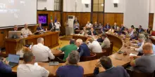 Ilva, le priorit&agrave; di Urso e del governo: al tavolo sulla crisi non va nessun ministro. Presenti solo tecnici