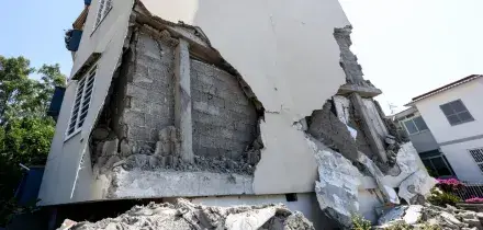 Campi Flegrei, sale il bilancio del terremoto: 57 edifici inagibili e oltre 700 sfollati