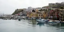 Il caldo estremo provoca blackout e blocca l&rsquo;acquedotto: rischio emergenza idrica a Ischia e Procida