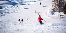 Accordo tra Dolomiti Superski e l&rsquo;Antitrust: ristori per 30 milioni agli sciatori. Assoutenti: &ldquo;Rimborsi a ostacoli e consumatori beffati&rdquo;