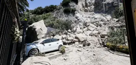 Nuova scossa ai Campi Flegrei, magnitudo 3.0: oltre 2.200 persone ancora fuori casa
