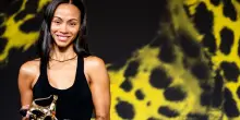 &ldquo;Sono americana, ma figlia di immigrati. Per&ograve; non voglio che mi scelgano al cinema per il colore della pelle. Mi ha colpito il modo disumano con cui gli stranieri venivano trattati negli Usa&rdquo;: parla Zoe Saldana