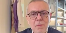 &ldquo;A Giorgia Meloni ho sconsigliato l&rsquo;ondina da influencer. Renato Zero lo far&ograve; sempre nero: vederlo bianco sarebbe come rasare Mick Jagger. A Melania Trump ho detto no: dovevo lavorare 3 giorni gratis&rdquo;: cos&igrave; Roberto D&rsquo;Antonio