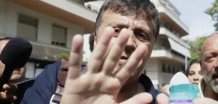 &ldquo;Il movente &egrave; inverosimile e privo di riscontro&rdquo;, il gip respinge la richiesta dei domiciliari della difesa di Valter Lavitola