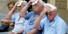 Fine estate mai, il caldo non concede tregue: sabato tre citt&agrave; da bollino arancione