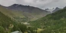 Il cambiamento climatico ferma lo sci estivo su tutte le Alpi: stop anche sullo Stelvio