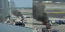 &ldquo;Se fosse successo dopo il decollo sarebbe stato un disastro&rdquo;: scoppia un incendio nel container pieno di bagagli pronto a essere imbarcato sull&rsquo;aereo, panico a Malpensa. Nel mirino le batterie al litio