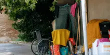 Caregiver familiari, l&rsquo;estate &egrave; &ldquo;il periodo peggiore per l&rsquo;isolamento e la mancanza di servizi&rdquo;. E quasi tre nuclei su 10 sono in condizioni di povert&agrave;