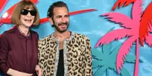 &ldquo;S&igrave;, sono un designer gay a cui piace fare sesso. Degli scandali, Grindr e la droga non me ne frega davvero niente. Le sfilate? Diciamolo onestamente, non fanno guadagnare&rdquo;: Marc Jacobs rompe il silenzio
