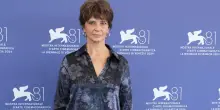 &ldquo;Una volta in albergo misi qualcosa nella vasca dei pesci e iniziai a spostarmi da un balcone all&rsquo;altro scavalcando le ringhiere ed entrando nelle stanze di sconosciuti&rdquo;: cos&igrave; Laura Morante