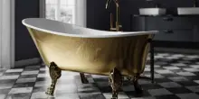 Il bagno proibito del giovane canonico