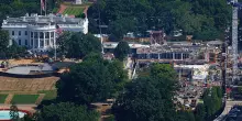 La Corte Suprema Usa autorizza Trump a proseguire (per ora) i lavori della sua sala da ballo alla Casa Bianca