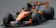 F1, Gp Olanda qualifiche: pole di Norris davanti alle Mercedes. Terza fila per le Ferrari | La griglia di partenza