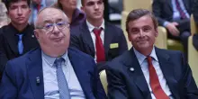 Calenda e i soldi alla Fondazione Einaudi: &ldquo;Gli altri finanziano sagre, noi cultura&rdquo;. E l&rsquo;ente blocca chi fa domande sui social