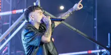 &ldquo;Pistola clandestina e droga, elevatissima pericolosit&agrave; del soggetto&rdquo;, la procura chiede il carcere per Tony Boy. Polemica per il concerto previsto a Palermo