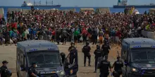Ceuta, un mese dopo gli arrivi in massa &egrave; sempre emergenza. La denuncia delle ong: &ldquo;Pochi alloggi, minori senza tutela e violenza istituzionale&rdquo;