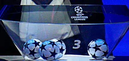 Champions League, oggi i sorteggi: tutto quello che c&rsquo;&egrave; da sapere | Orario, fasce, regolamento e dove vedere in tv e streaming (anche in chiaro)