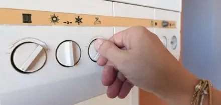 I possibili rincari autunnali sulle bollette: &ldquo;Tra settembre e dicembre una famiglia spender&agrave; 270 euro in pi&ugrave; per luce e gas&rdquo;