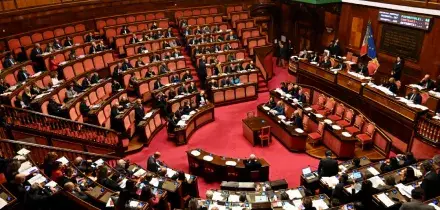 Legge elettorale: al via le dichiarazioni di voto finali al Senato. Renzi al centrosinistra: &ldquo;Chi rompe l&rsquo;unit&agrave; d&agrave; altri cinque anni a Meloni e Vannacci&rdquo;