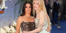 &ldquo;Nicole Kidman pu&ograve; saltarmi addosso quando vuole, in pubblico o in privato. Quando la vedo entrare in una stanza, penso: &lsquo;Mi si abbassano i pantaloni&rsquo;&rdquo;: Sandra Bullock sorprende tutti