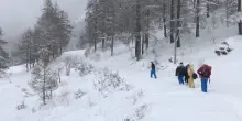 Il rifugio dei migranti sulla rotta alpina chiude per mancanza di fondi. In arrivo tende e container. Le associazioni: &ldquo;Non si pu&ograve; lasciare al freddo nessuno. Serve l&rsquo;aiuto di tutti&rdquo;