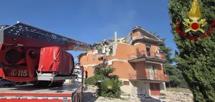 &Egrave; morto il 54enne gravemente ferito dopo l&rsquo;esplosione in una palazzina a Cassino: aveva ustioni sul 90% del corpo