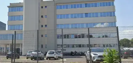 Il corpo di una donna di 75 anni &egrave; stato ritrovato carbonizzato a Napoli: fermata la figlia per omicidio