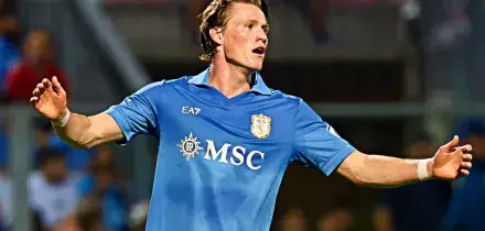 &ldquo;Ha un&rsquo;aritmia benigna&rdquo;: McTominay deve operarsi al cuore, il Napoli perde il suo giocatore migliore. Come sta e quando rientra