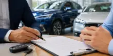 Auto sempre pi&ugrave; care, gli italiani allungano i finanziamenti per sostenere la rata mensile