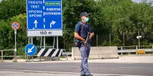 La Ue ci rimanda i migranti, Meloni invece se li tiene. Viaggio a Trieste, dove il governo si inventa la frontiera che non c&rsquo;&egrave;