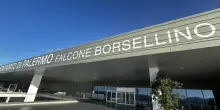 Segregata e picchiata dal marito in Egitto, chiede aiuto attraverso la zia e la Polaria la salva all&rsquo;aeroporto di Palermo