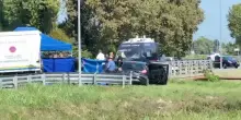Corpo nel sedile posteriore di un&rsquo;auto senza targa nel fiume Tergola: &ldquo;Probabile omicidio&rdquo;