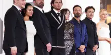 &ldquo;Quest&rsquo;anno ho perso sia mia madre che mio padre, avrei voluto fargli vedere questo mio film ma non ho fatto in tempo&rdquo;: il dolore di Casey Affleck a Venezia 83