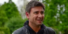 Alessandro Di Battista &ldquo;sta migliorando&rdquo;: si lavora al rientro in Italia da venerd&igrave;. L&rsquo;associazione Schierarsi: &ldquo;Non vede l&rsquo;ora di riprendere le sue battaglie&rdquo;