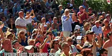Festa del Fatto, Gomez cita Renzi e il pubblico rumoreggia. Conte: &ldquo;Unitari non significa dare centralit&agrave; a chi ha il 2%&rdquo;