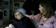 &ldquo;Hanno rubato il Premio dato a Tinto Brass alla Mostra del Cinema di Venezia. Glielo avevano appena consegnato, &egrave; assurdo&rdquo;: la denuncia della moglie Caterina Varzi